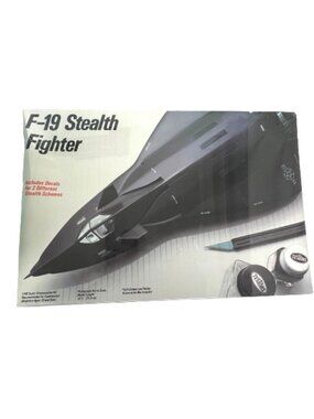 Vintage 1986 Testors F-19 Stealth Fighter 1:48 Scale Model Kit #595 Sealed